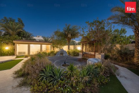 Villa de 2 chambres à Dubai, UAE No. 140310 5