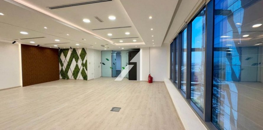 202.6مربع، مقهى / مطعم رقم 131122