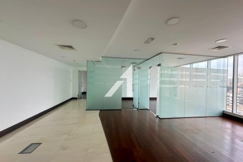 122.6مربع، مقهى / مطعم  رقم 131124 7