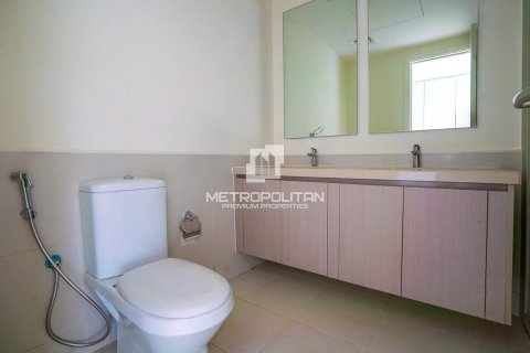 Appartement de 3 chambres No. 129803 17