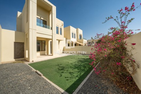 Townhouse de 3 dormitorios No. 129807 4