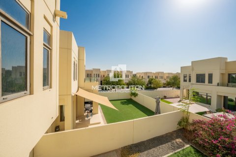 Townhouse de 3 dormitorios No. 129807 20