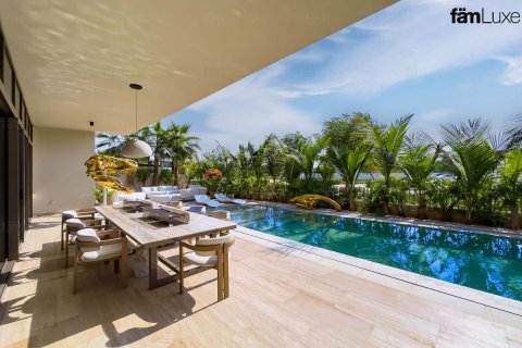 6 bedrooms Villa No. 131933 30