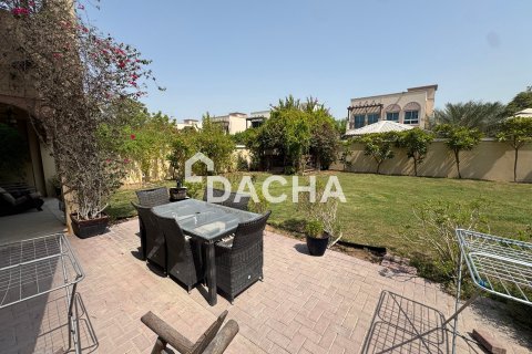 Вилла с 2 спальнями в Jumeirah Village Triangle, ОАЭ №187595 26
