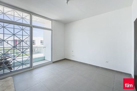 3 bedrooms Townhouse  No. 111951 2
