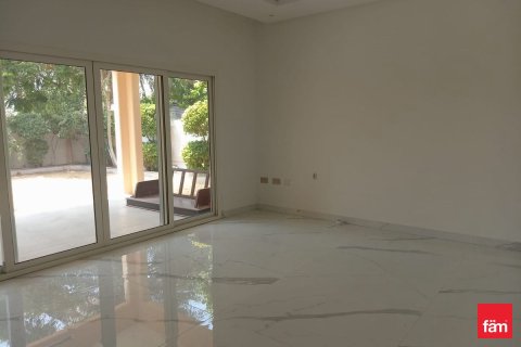 Villa de 4 chambres  No. 109564 2