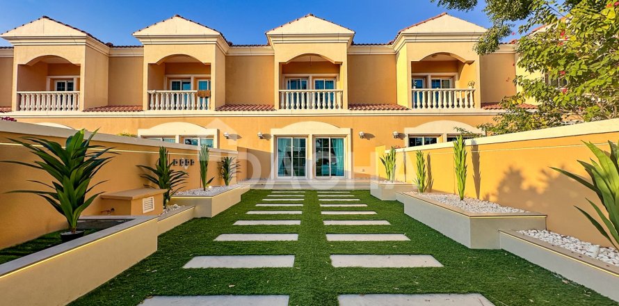 2 bedrooms Townhouse in Jumeirah Village Triangle, UAE No. 155367
