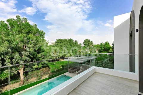 Вилла с 4 спальнями в Jumeirah Islands, ОАЭ №155372 7