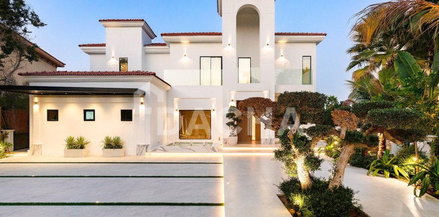 Вилла с 4 спальнями в Jumeirah Islands, ОАЭ №155368