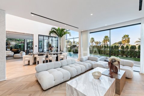 Вилла с 4 спальнями в Jumeirah Islands, ОАЭ №155368 28