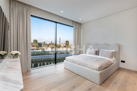 Вилла с 4 спальнями в Jumeirah Islands, ОАЭ №155368 18