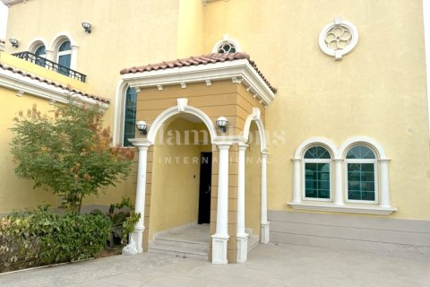 Villa de 3 dormitorios en Jumeirah Park Homes, UAE No. 72996 9