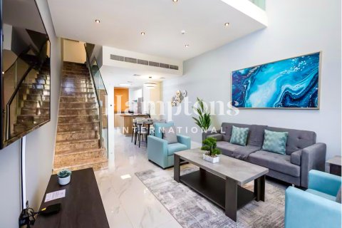 Villa de 2 dormitorios en Dubai Land, UAE No. 151519 12