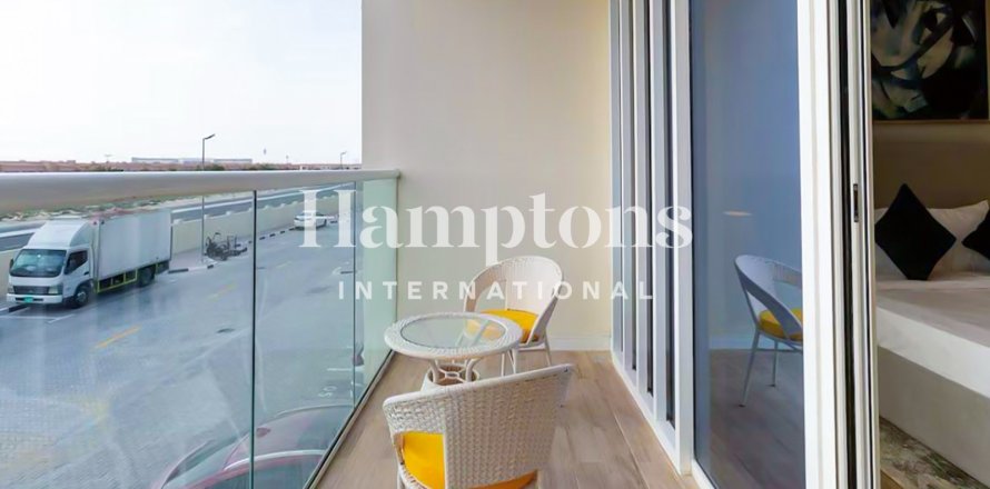 Villa de 2 dormitorios en Dubai Land, UAE No. 151519