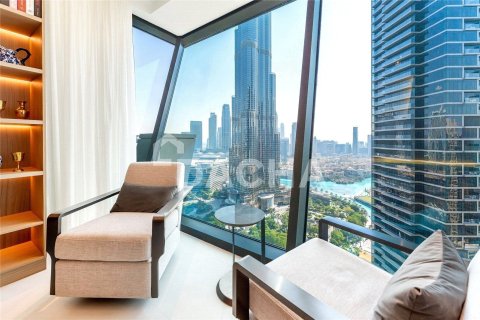 Квартира с 3 спальнями в Burj Vista, ОАЭ №162055 13