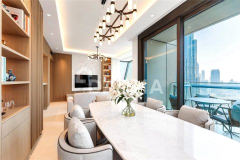 Квартира с 3 спальнями в Burj Vista, ОАЭ №162055 10