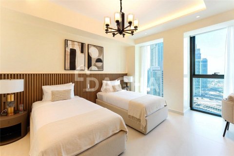 Квартира с 3 спальнями в Burj Vista, ОАЭ №162055 3