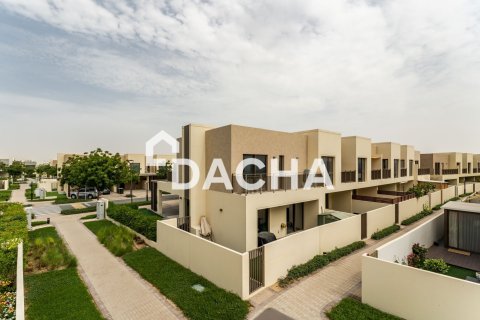 Таунхаус с 4 спальнями в EMAAR South, ОАЭ №162052