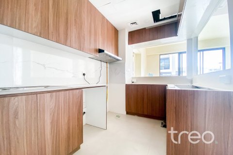 4 bedrooms Townhouse in Town Square, UAE No. 188128 5