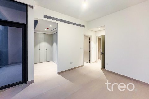 3 bedrooms Villa in Mudon, UAE No. 188126 15