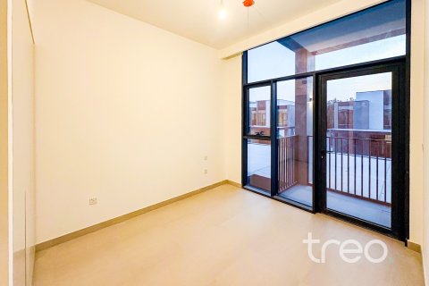 3 bedrooms Villa in Mudon, UAE No. 188126 9