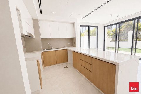 4 bedrooms Townhouse in Dubai, UAE No. 164363 5