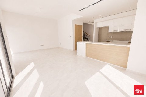 4 bedrooms Townhouse in Dubai, UAE No. 164363 4