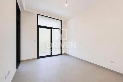 4 bedrooms Villa in Mudon, UAE No. 190904 12