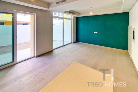 3 bedrooms Townhouse in Dubai, UAE No. 73957 2