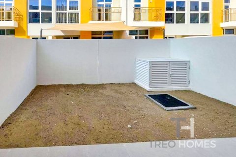 3 bedrooms Townhouse in Dubai, UAE No. 73957 4
