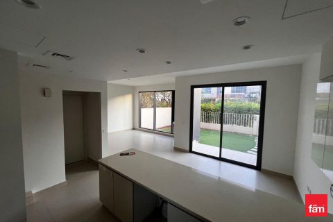 Вилла с 4 спальнями в Дубай Хилс Эстейт, ОАЭ №135714 8