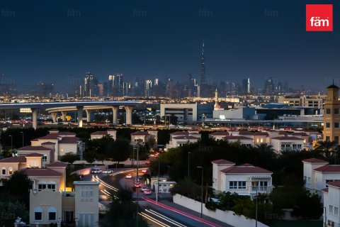 Квартира с 2 спальнями в Дубай, ОАЭ №135718 3