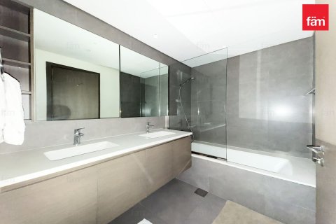 Apartment de 2 dormitorios en Dubai, UAE No. 186015 12