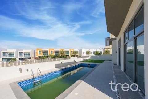 6 bedrooms Villa in Al Furjan, UAE No. 173822 23