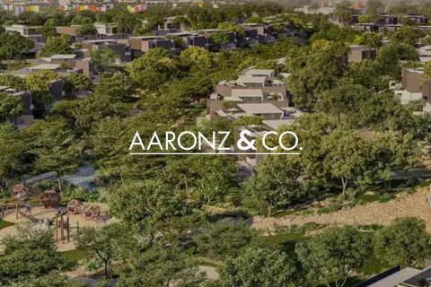 4 bedrooms Villa in Dubai, UAE No. 132766 12