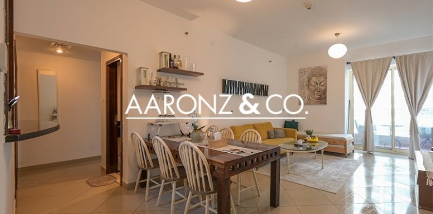 Квартира с 2 спальнями в Джумейра Лейк Тауэрс, ОАЭ №132761