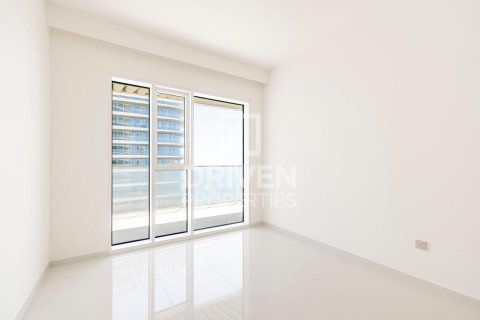 3 bedrooms Apartment in EMAAR Beachfront, UAE No. 138187 13