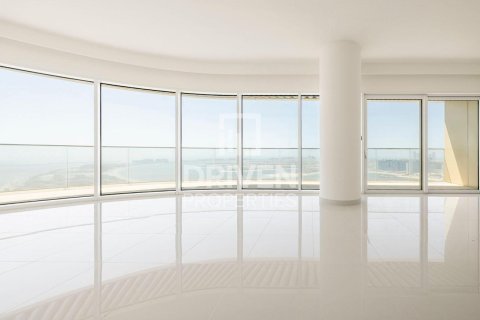 3 bedrooms Apartment in EMAAR Beachfront, UAE No. 138187 22