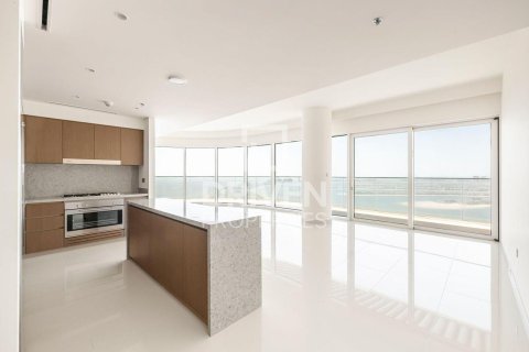 3 bedrooms Apartment in EMAAR Beachfront, UAE No. 138187 20