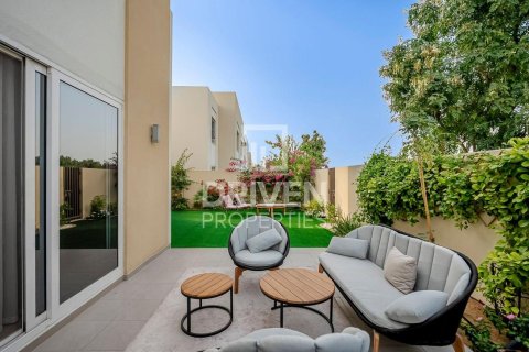 3 bedrooms Apartment in EMAAR South, UAE No. 138188 4