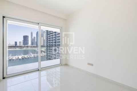 2 bedrooms Apartment in EMAAR Beachfront, UAE No. 138183 11