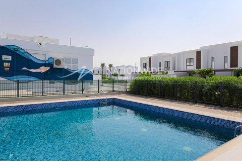 Apartment de 1 dormitorio en Abu Dhabi, UAE No. 99206 11