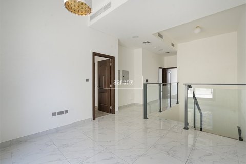 Townhouse de 3 dormitorios en Al Furjan, UAE No. 102166 8