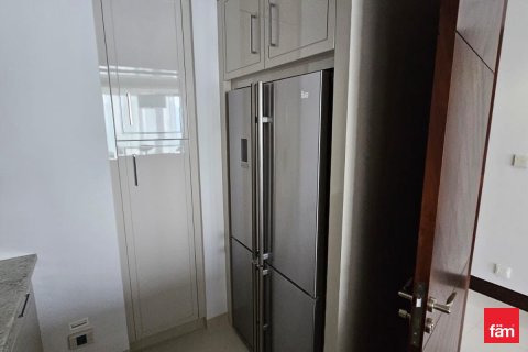 Квартира с 2 спальнями в Даунтаун Дубай (Даунтаун Бурдж Дубай), ОАЭ №141392 10