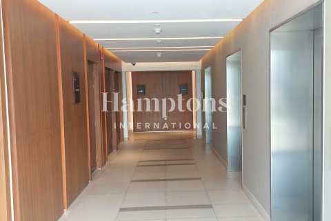 Квартира с 2 спальнями в The Hills A, ОАЭ №141999 18