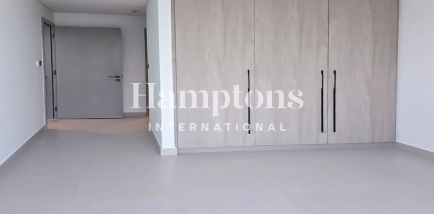 Таунхаус с 3 спальнями в Aura, ОАЭ №142002