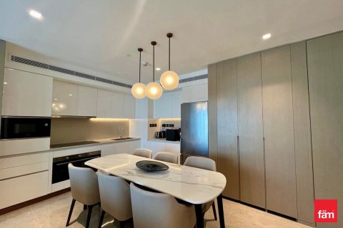 Квартира с 3 спальнями  №125919 11