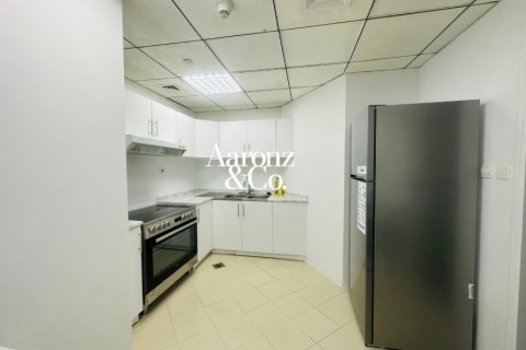 Квартира с 2 спальнями в Icon Tower 2, ОАЭ №164536 14