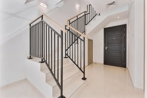 4 bedrooms Townhouse in DAMAC Hills (Akoya by DAMAC), UAE No. 183578 6