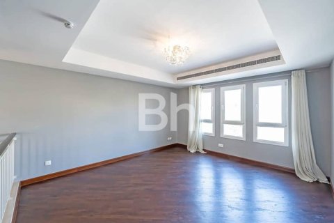 Villa de 4 dormitorios  No. 114883 28
